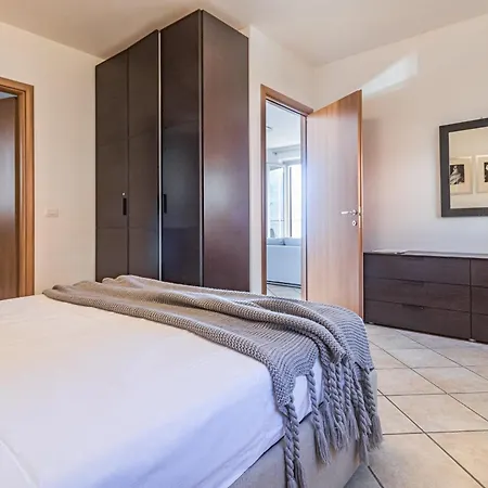 شقة Jewel Of Varenna Perledo