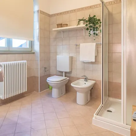 Jewel Of Varenna Perledo